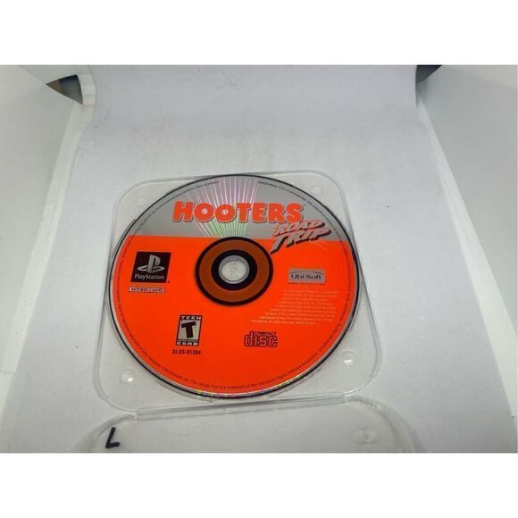Hooters Road Trip Sony PlayStation 1 PS1 - Picture 1 of 2